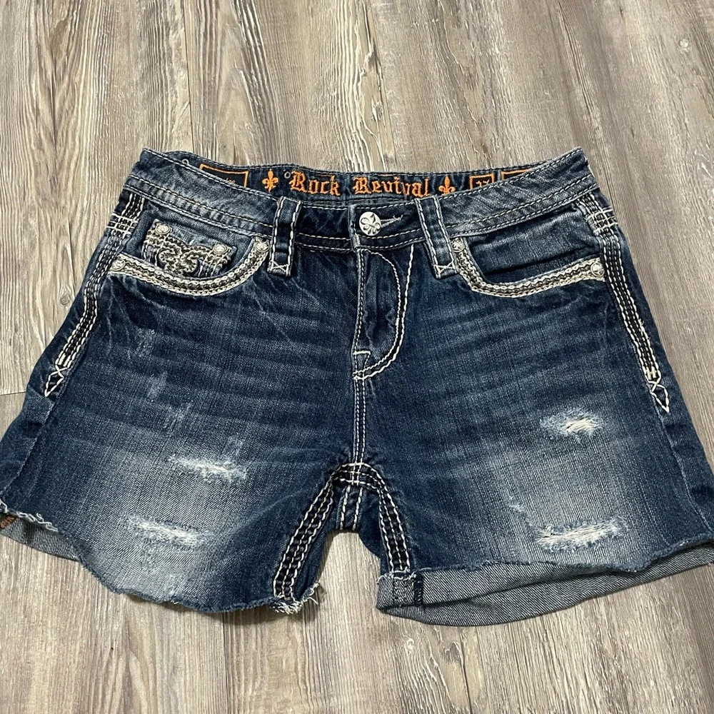 Rock Revival Blue Jean Shorts Distressed Mid-Thigh